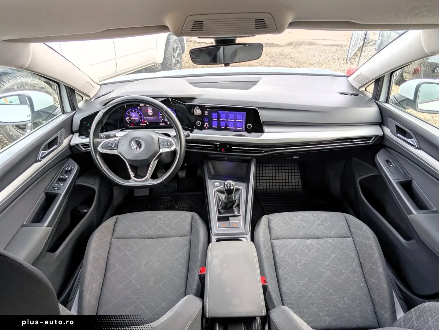 Volkswagen Golf VIII   1.5 TSI 130CP   2021   TVA Deductibil