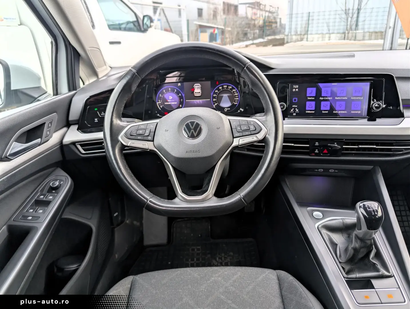 Volkswagen Golf VIII   1.5 TSI 130CP   2021   TVA Deductibil