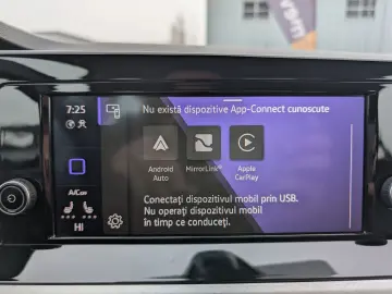 Volkswagen Golf VIII   1.5 TSI 130CP   2021   TVA Deductibil