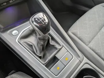 Volkswagen Golf VIII   1.5 TSI 130CP   2021   TVA Deductibil