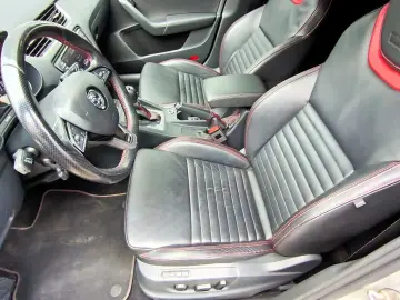 Skoda Octavia RS   2.0 TDI DSG 4x4 184 CP   TVA Deductibil