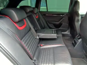 Skoda Octavia RS   2.0 TDI DSG 4x4 184 CP   TVA Deductibil