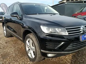 Volkswagen Touareg   3.0 V6 TDI 262CP   4x4   Perne   2018