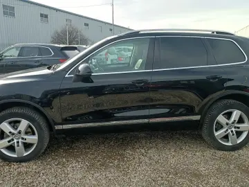 Volkswagen Touareg   3.0 V6 TDI 262CP   4x4   Perne   2018