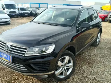 Volkswagen Touareg   3.0 V6 TDI 262CP   4x4   Perne   2018