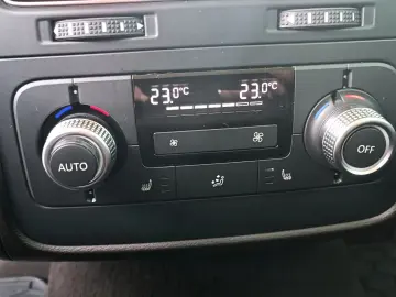 Volkswagen Touareg   3.0 V6 TDI 262CP   4x4   Perne   2018