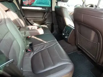 Volkswagen Touareg   3.0 V6 TDI 262CP   4x4   Perne   2018