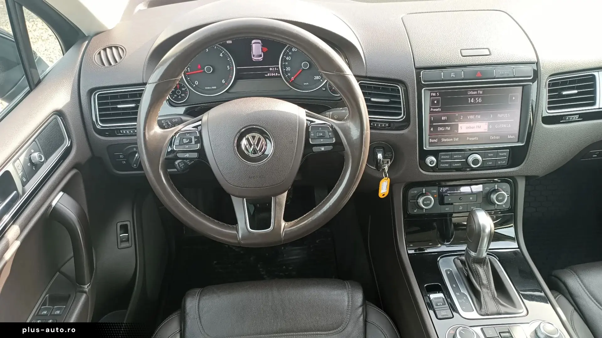 Volkswagen Touareg   3.0 V6 TDI 262CP   4x4   Perne   2018