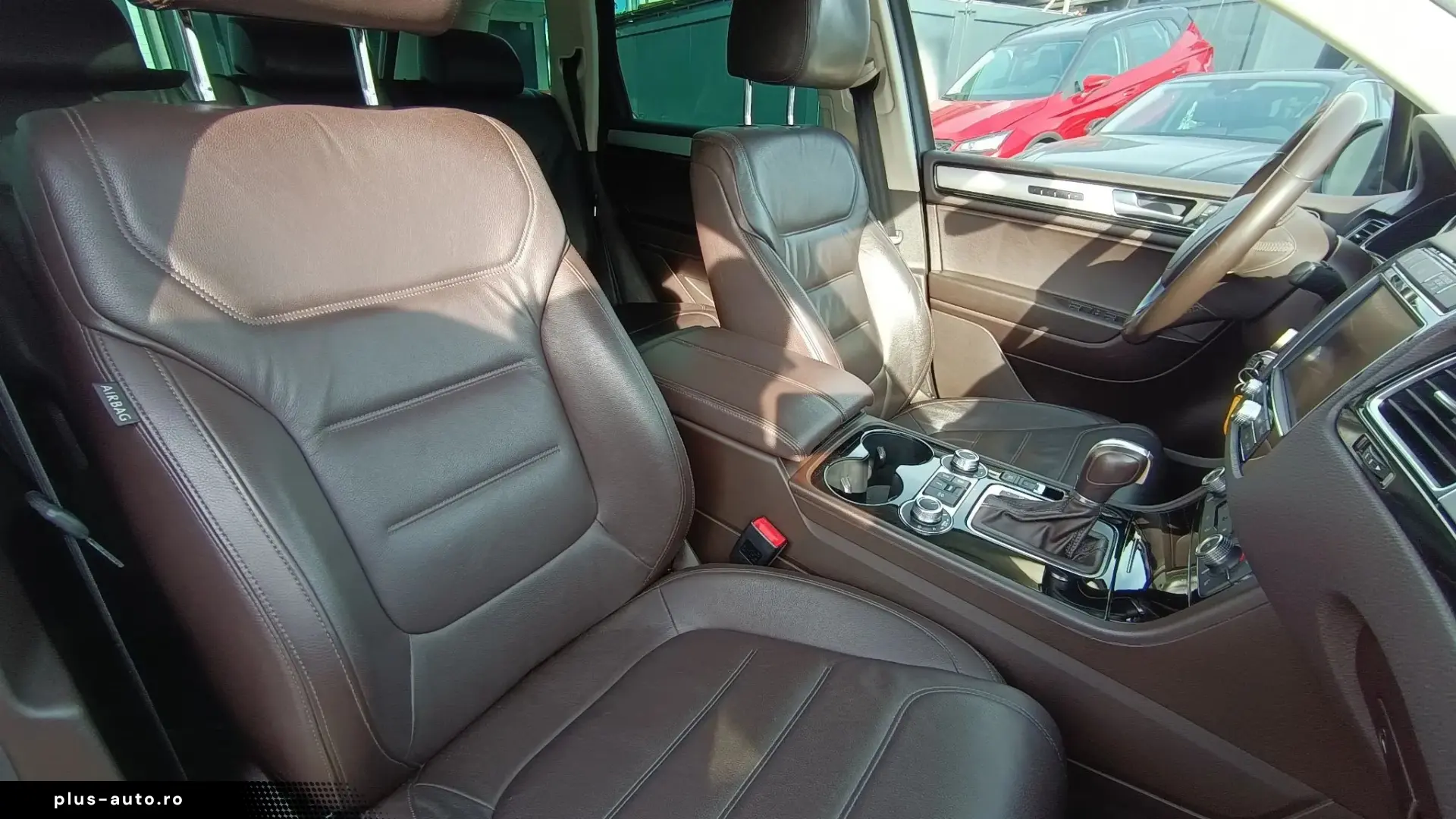 Volkswagen Touareg   3.0 V6 TDI 262CP   4x4   Perne   2018