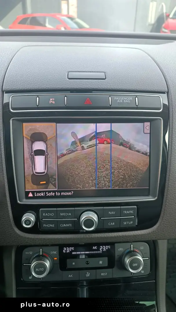 Volkswagen Touareg   3.0 V6 TDI 262CP   4x4   Perne   2018