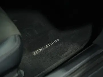 PORSCHE Cayman 718 PDK  1.H  20  Chrono  S-Abgas  MwSt.