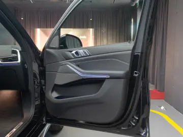 BMW X5 M Paket  286 CP