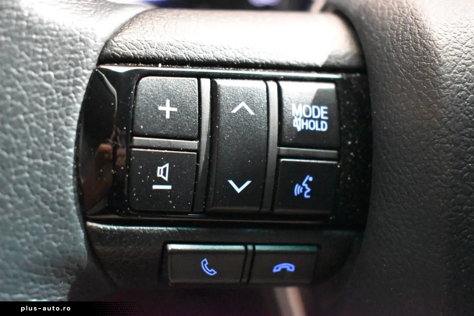 Toyota Hilux 2.4D 150CP 4x4 Double Cab AT Executive