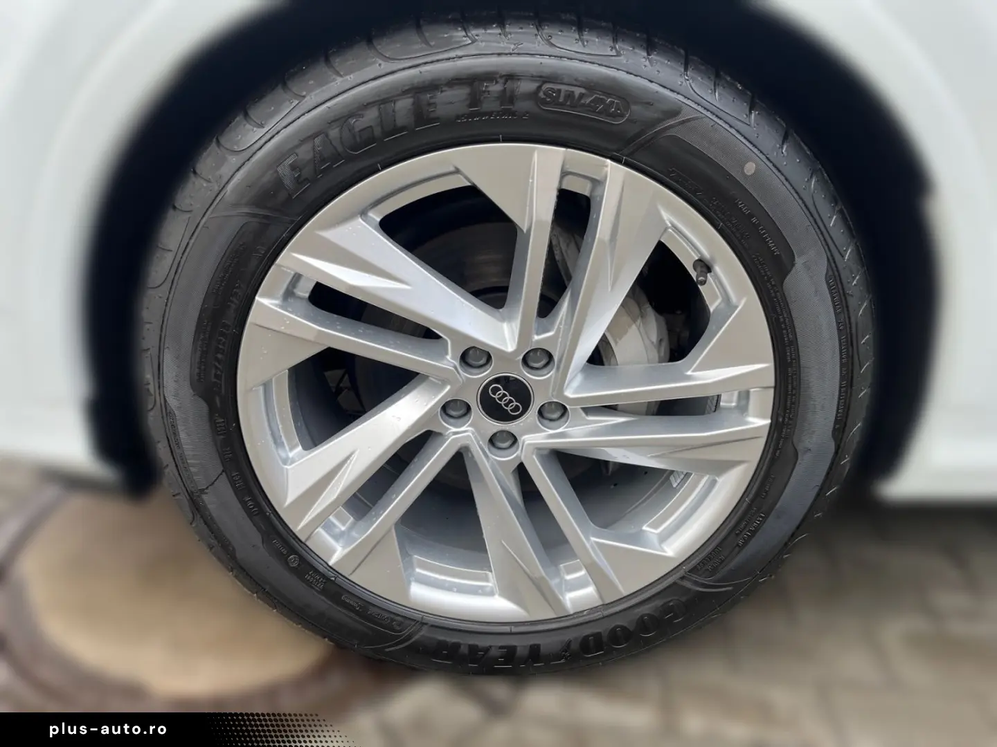 AUDI Q7 50 TDI quattro S line