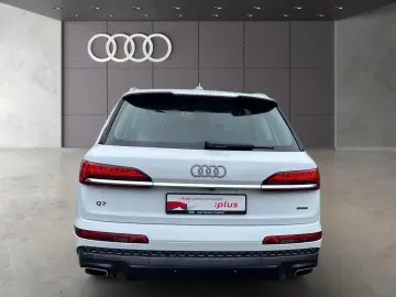AUDI Q7 50 TDI quattro S line
