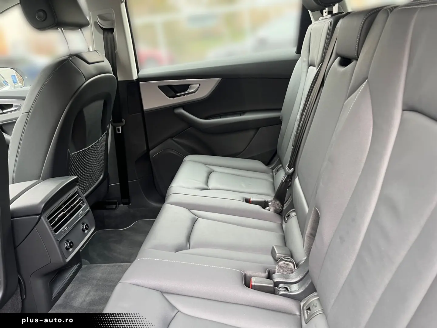 AUDI Q7 50 TDI quattro S line