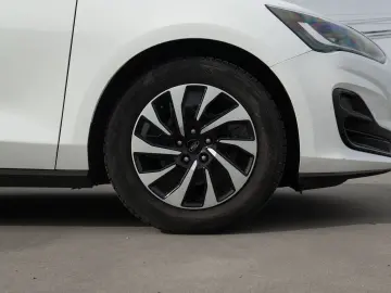 Ford Focus  Titanium 1.0T EcoBoost FACELIFT