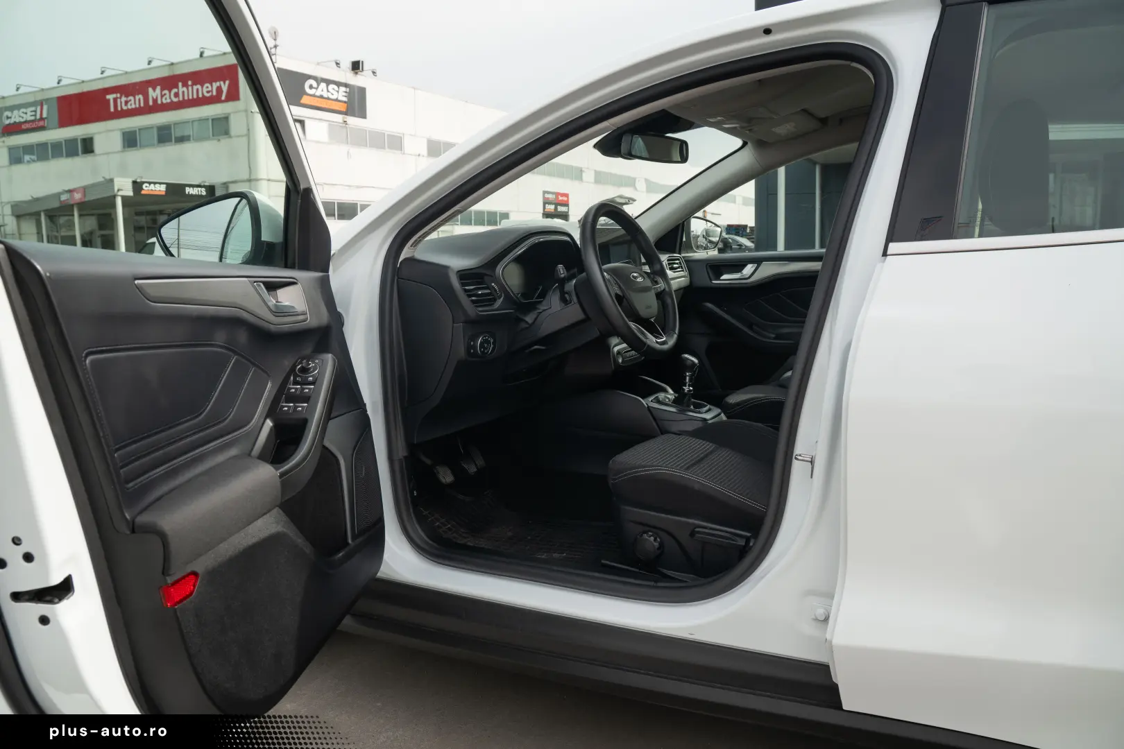 Ford Focus  Titanium 1.0T EcoBoost FACELIFT