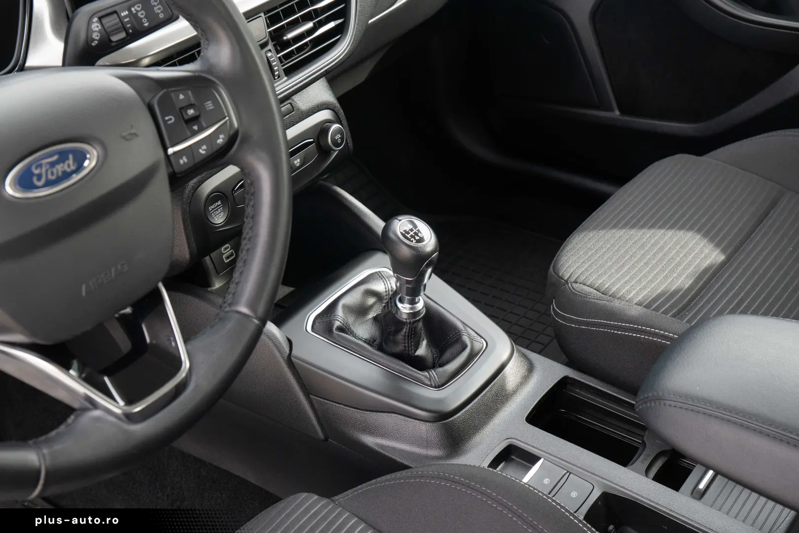 Ford Focus  Titanium 1.0T EcoBoost FACELIFT