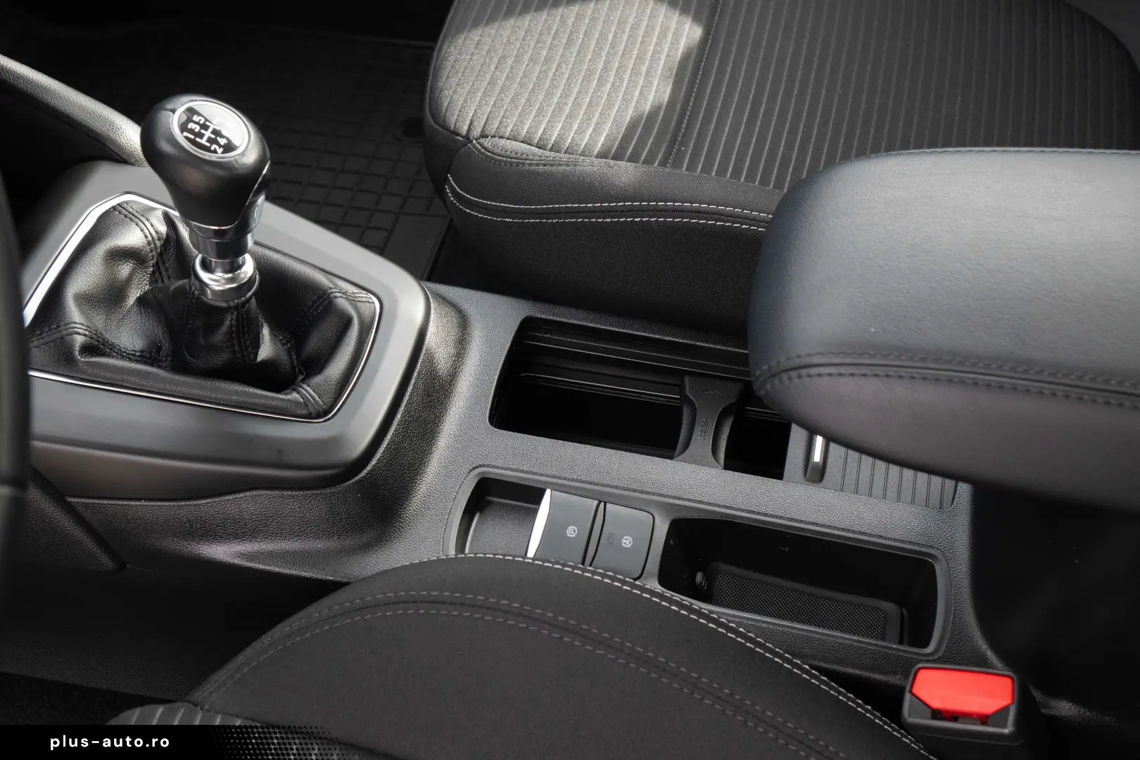 Ford Focus  Titanium 1.0T EcoBoost FACELIFT