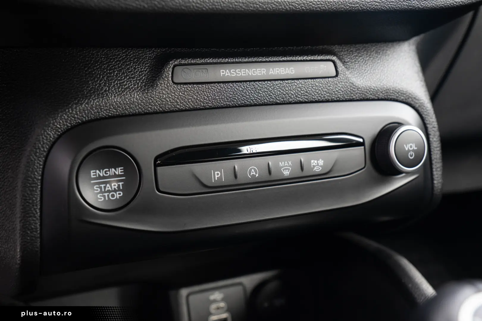 Ford Focus  Titanium 1.0T EcoBoost FACELIFT