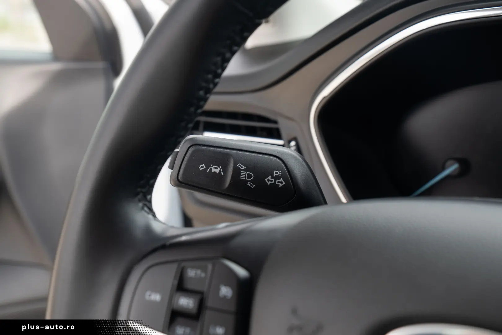 Ford Focus  Titanium 1.0T EcoBoost FACELIFT