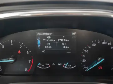 Ford Focus  Titanium 1.0T EcoBoost FACELIFT