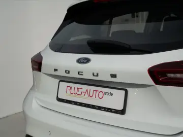 Ford Focus  Titanium 1.0T EcoBoost FACELIFT