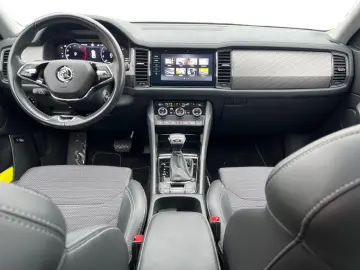 SKODA Kodiaq Style 4x4 #Navi #LED#Pano