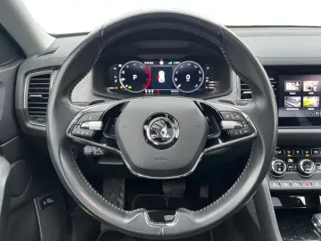 SKODA Kodiaq Style 4x4 #Navi #LED#Pano