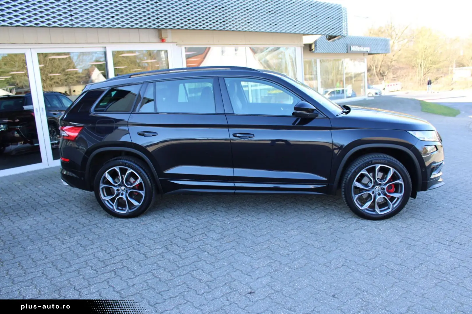 SKODA Kodiaq RS 2 0L Bi-TDI 4x4  AHK  NAVI  Panorama