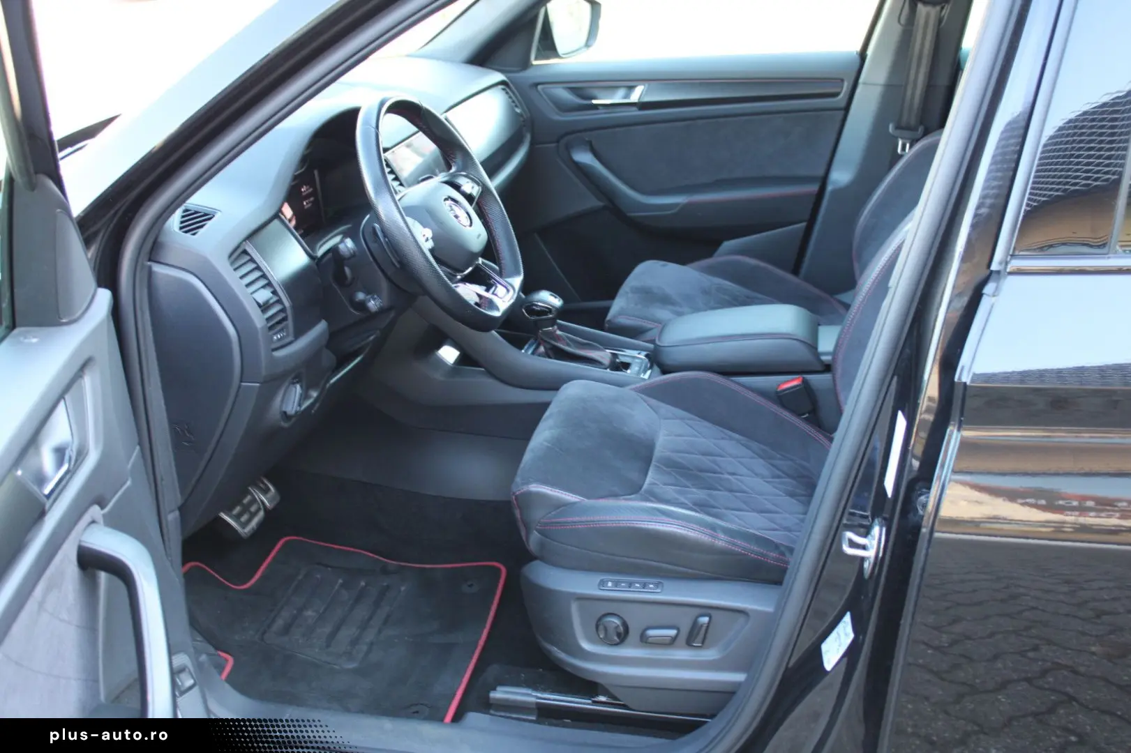 SKODA Kodiaq RS 2 0L Bi-TDI 4x4  AHK  NAVI  Panorama