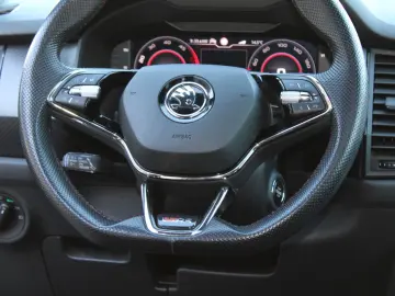 SKODA Kodiaq RS 2 0L Bi-TDI 4x4  AHK  NAVI  Panorama