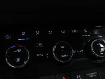 SKODA Kodiaq 2.0 TDI L&K Laurin & Klement 4x4 7 locuri