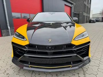 Lamborghini Urus SE by NOVITEC