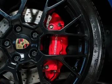 PORSCHE 911 Carrera S 360 BOSE Sport Chrono Vent Sitze