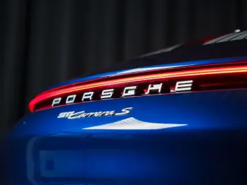 PORSCHE 911 Carrera S 360 BOSE Sport Chrono Vent Sitze