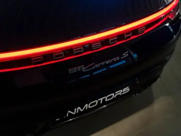 PORSCHE 911 Carrera S 360 BOSE Sport Chrono Vent Sitze