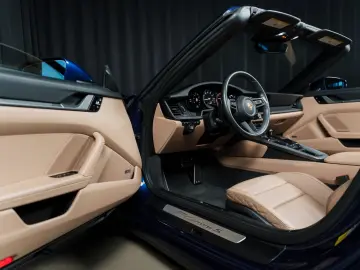 PORSCHE 911 Carrera S 360 BOSE Sport Chrono Vent Sitze