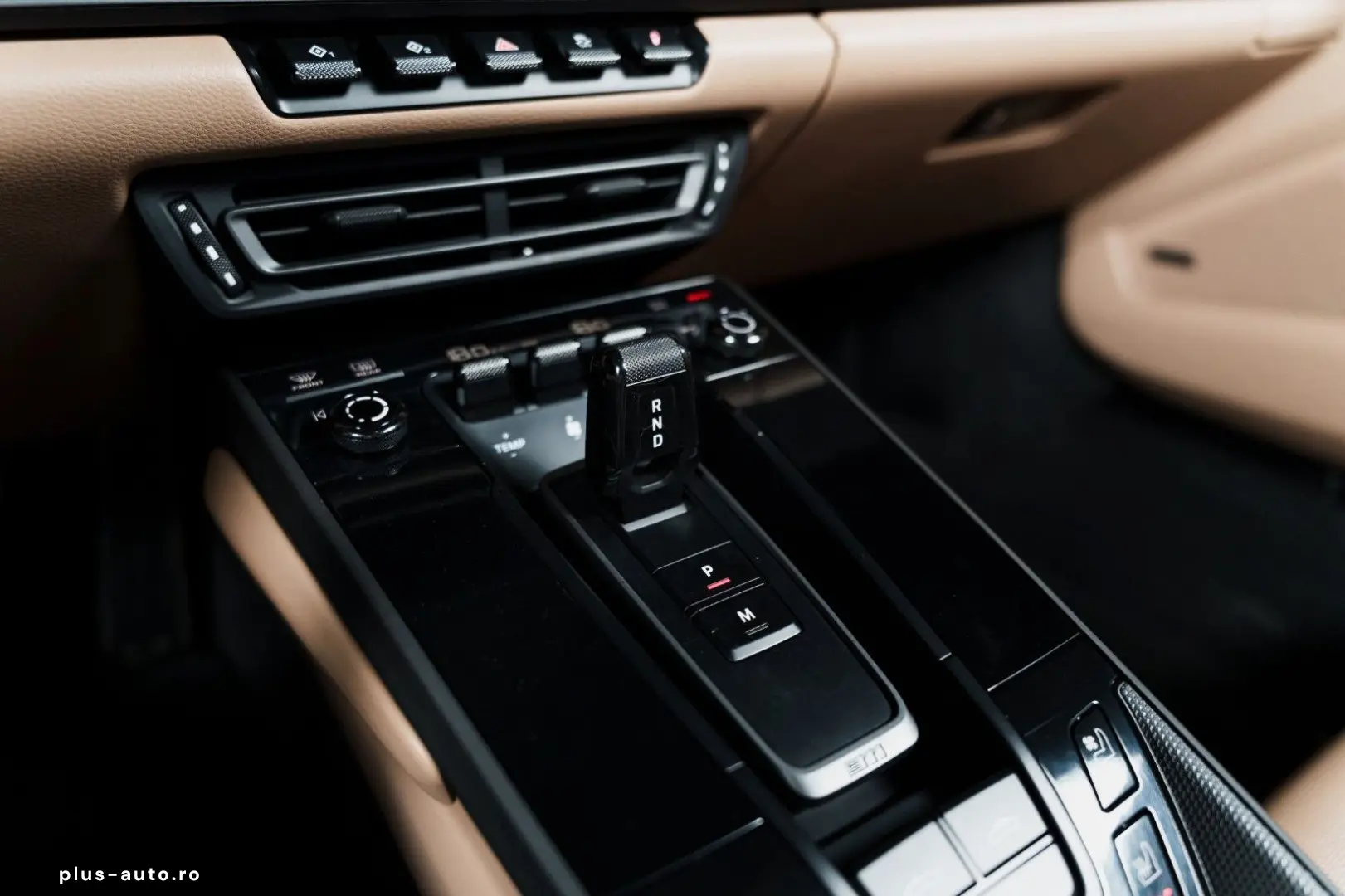 PORSCHE 911 Carrera S 360 BOSE Sport Chrono Vent Sitze