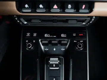 PORSCHE 911 Carrera S 360 BOSE Sport Chrono Vent Sitze