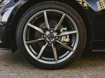 Mazda MX-5 SKYACTIV G184 Exclusive-Line