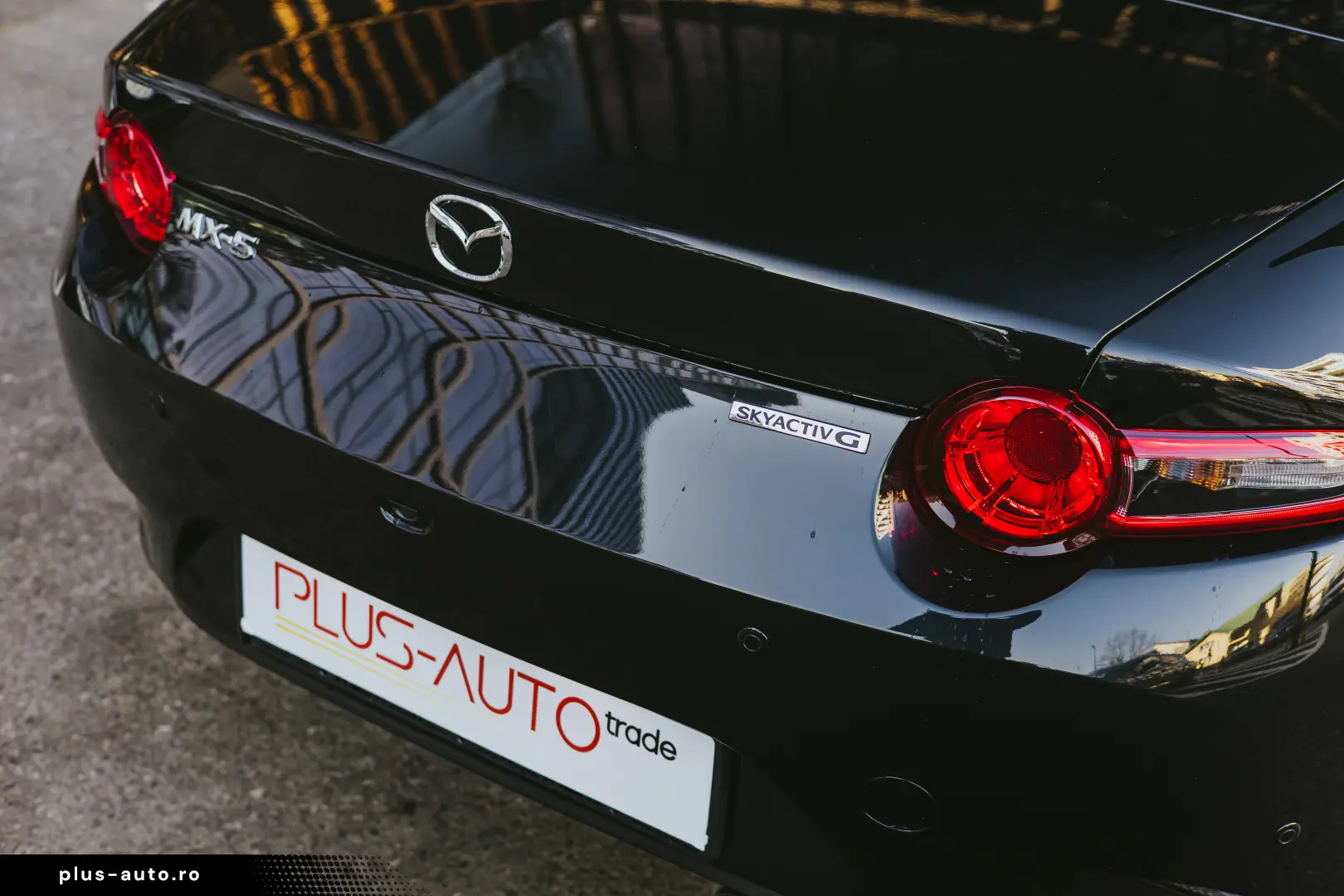 Mazda MX-5 SKYACTIV G184 Exclusive-Line