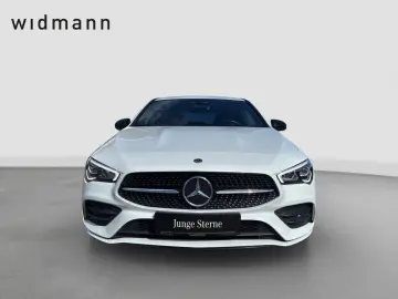 MERCEDES-BENZ CLA200 AMG LED Night-Paket PTS Kamera Spur