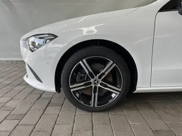 MERCEDES-BENZ CLA 250 e Coupé Night Adv.Sound LED