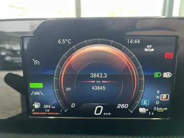 MERCEDES-BENZ CLA 250 e Coupé Night Adv.Sound LED