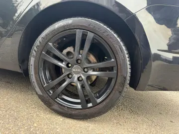 Skoda Octavia Diesel 1.6 2015 Manuala