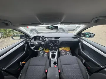 Skoda Octavia Diesel 1.6 2015 Manuala