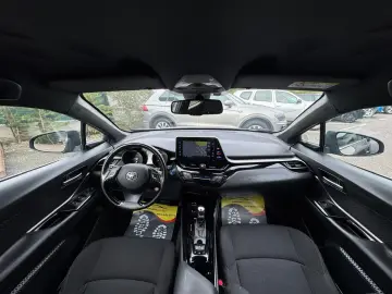 Toyota CHR Hybrid benzina 1.8 2018 Automata