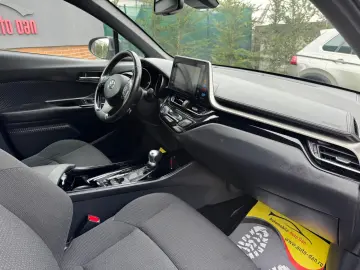 Toyota CHR Hybrid benzina 1.8 2018 Automata